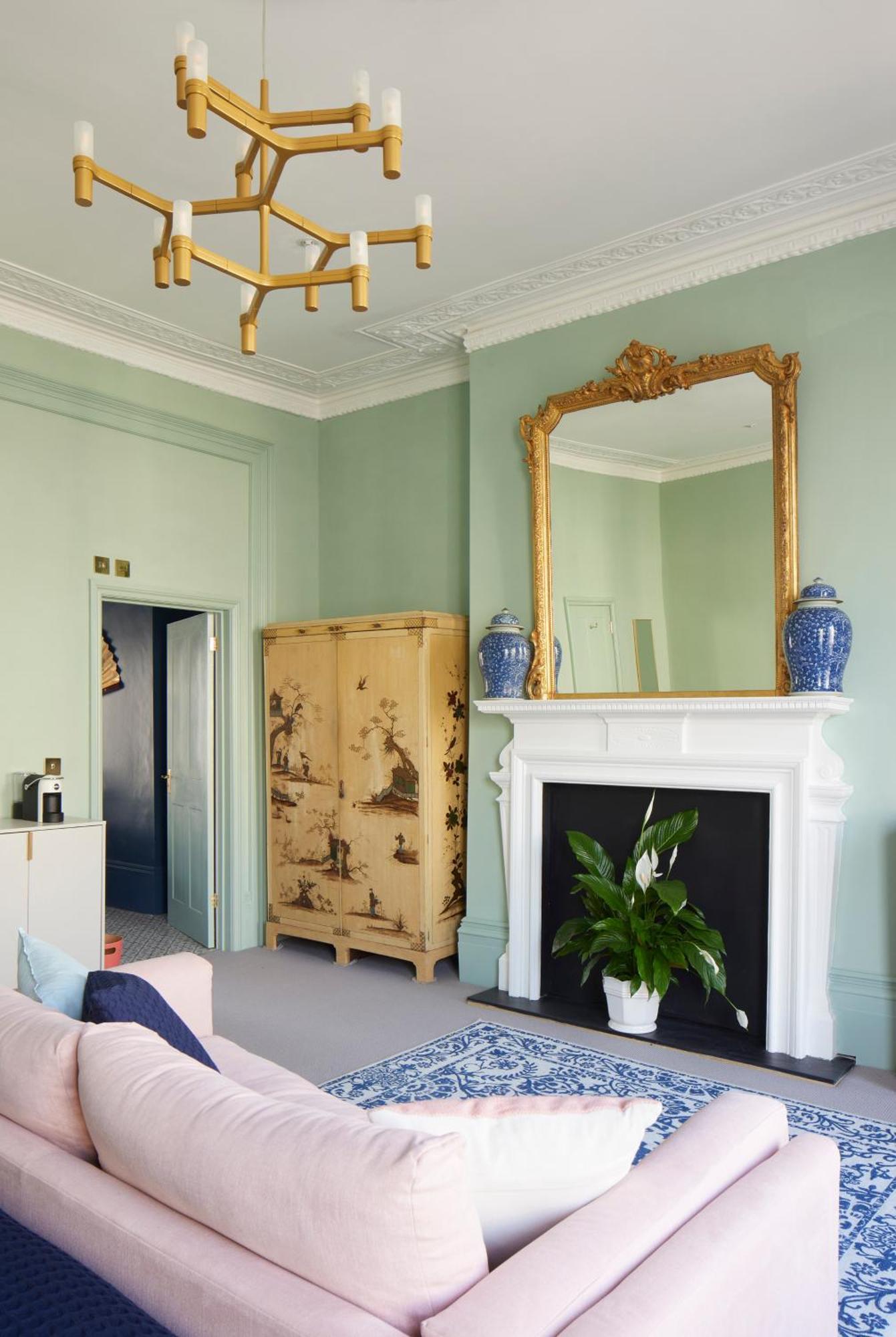 Lansdowne House Couette-café